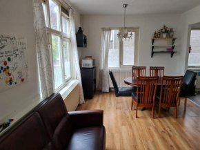 Three bedroom lovely apartment